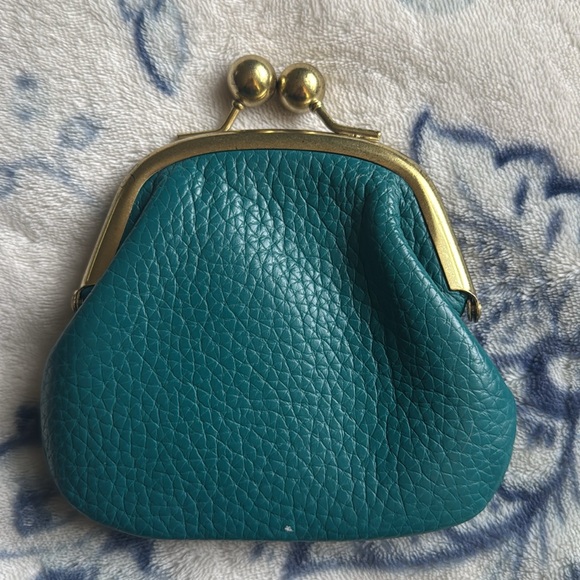 Fossil Teal Coin Purse with Hedgehog Design - Picture 2 of 4